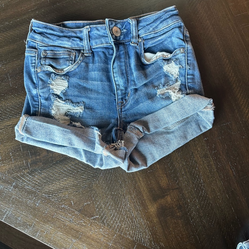 American Eagle Shorts Size 2 - Worn once